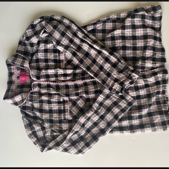 Pink VS sleep set - Picture 2 of 3